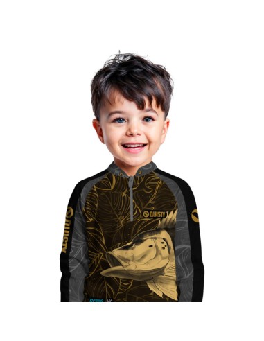 Modelo infantil vestindo Combo de Pesca Pesca Tucunaré Azul Gold Dryfit com camisa punholuva Dry UV50+ e Máscara