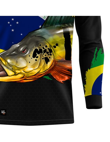Detalhe da estampa sublimada doCombo de Pesca Pro Elite Tucunaré Orgulho Brasileiro com Camisa Punho luva Dry UV50+ e Máscara